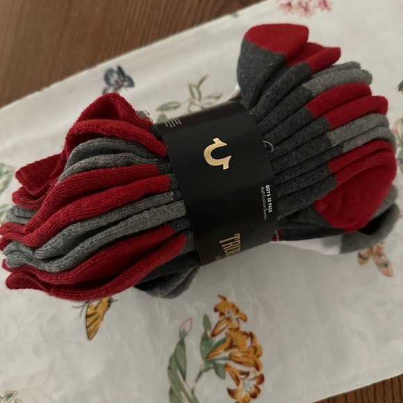 True Religion boys socks - Picture 6 of 7